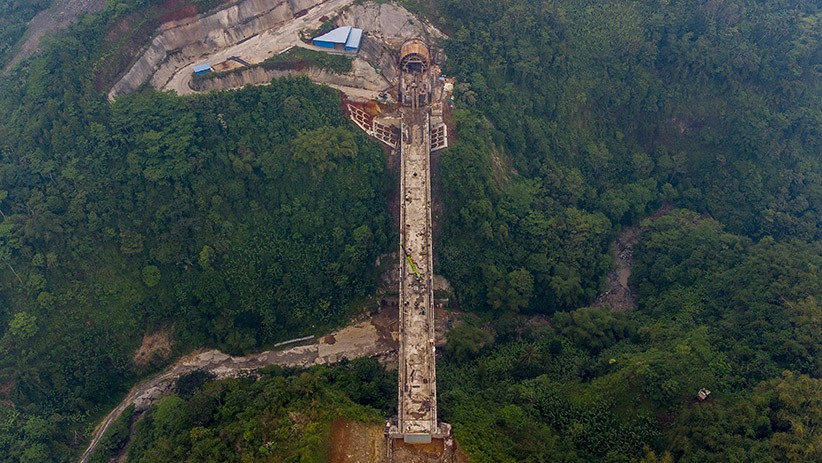 Penampakan dari Udara Jembatan Tertinggi Proyek Kereta Cepat Jakarta-Bandung - Bagian 2