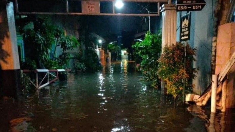 Hujan Deras, Dua Perumahan di Bekasi Kebanjiran