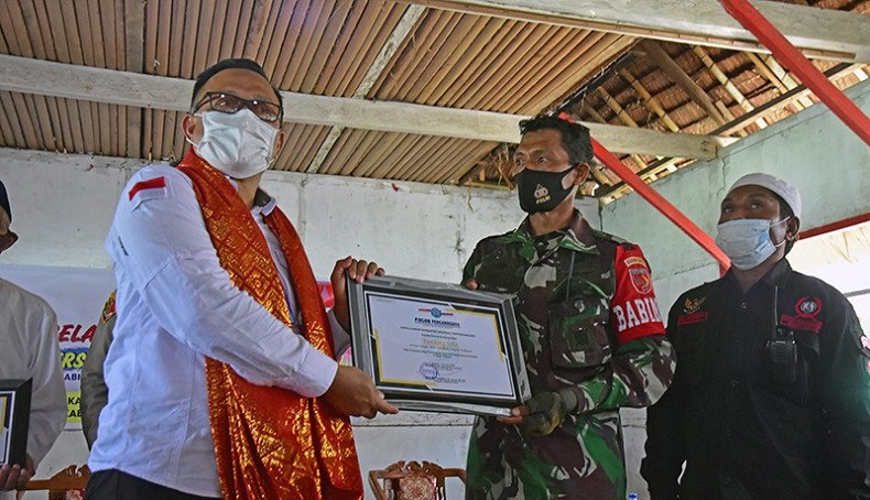 title Pelaku Narkoba di Maluku Tengah Bakal Dilempar Batu Pelaku Narkoba di Maluku Tengah Bakal Dilempar Batu