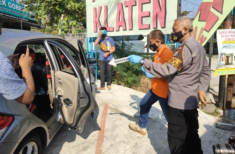 Pemilik Lupa Mengunci Mobil, Uang dan Perhiasan Senilai Rp50 Juta Hilang Digondol Pencuri