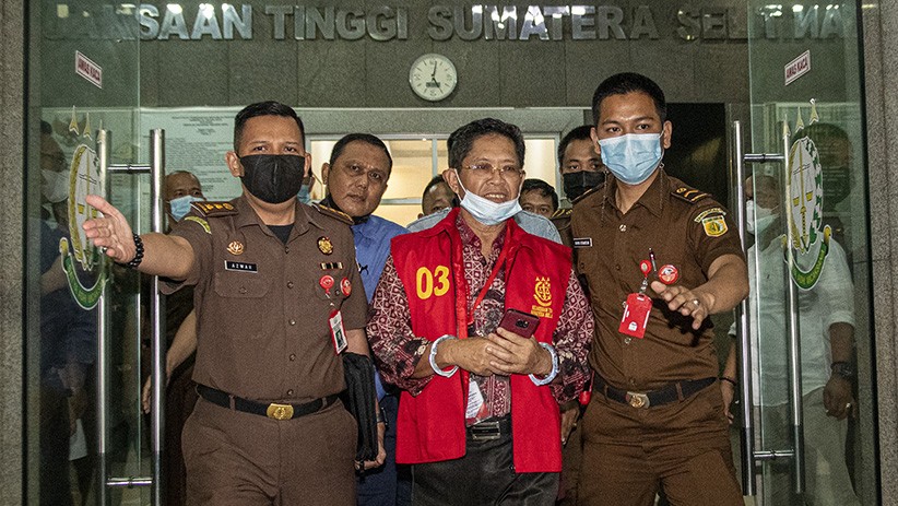 Korupsi Pembangunan Masjid Raya Sriwijaya, Mantan Sekda Provinsi Sumsel Ditahan - Bagian 2