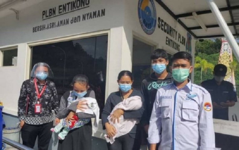 Setiap Hari Tak Kurang 100 PMI Pulang dari Malaysia Melalui PLBN Entikong