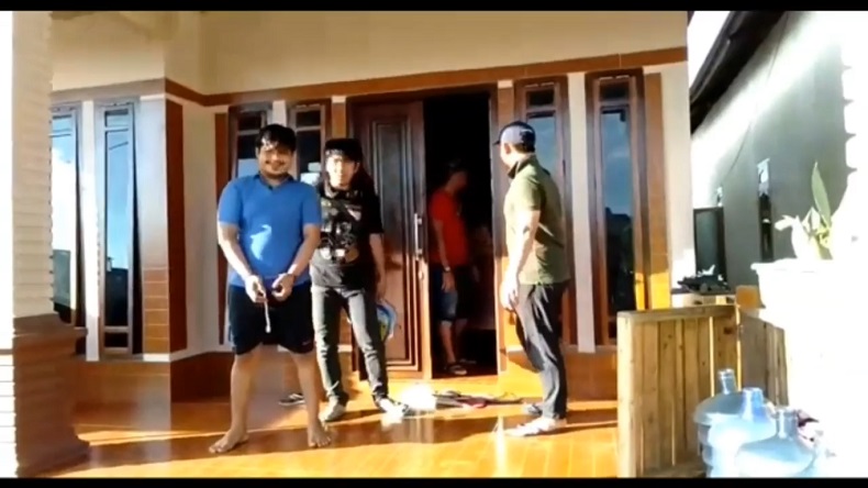 Penampakan Mansur, Bandar Sabu di Sadai yang Tersenyum Ketika Ditangkap Polisi