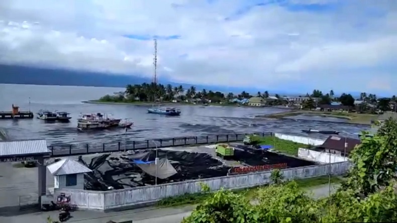 Gempa Guncang Maluku Tengah Ratusan Warga Tehoru Berlarian Selamatkan Diri Bagian 1