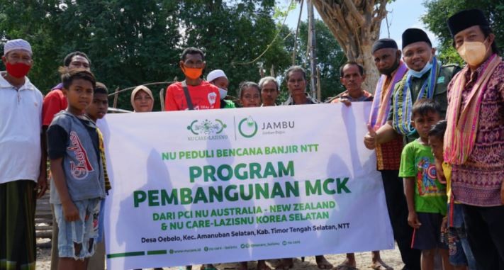 Bantu Pemulihan Pascabencana NTT, NU Care-LAZISNU Bangun MCK untuk Warga TTS