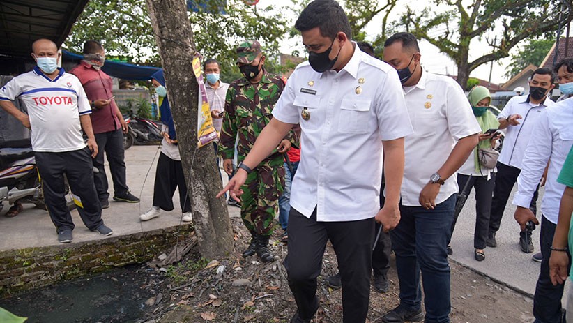 Wali Kota Medan Bobby Nasution Cek Drainase Buruk Penyebab Banjir - Bagian 2