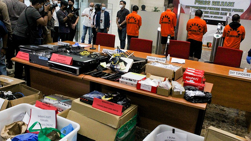 Bareskrim Polri Ungkap Kasus Pinjaman Online Ilegal  - Bagian 2