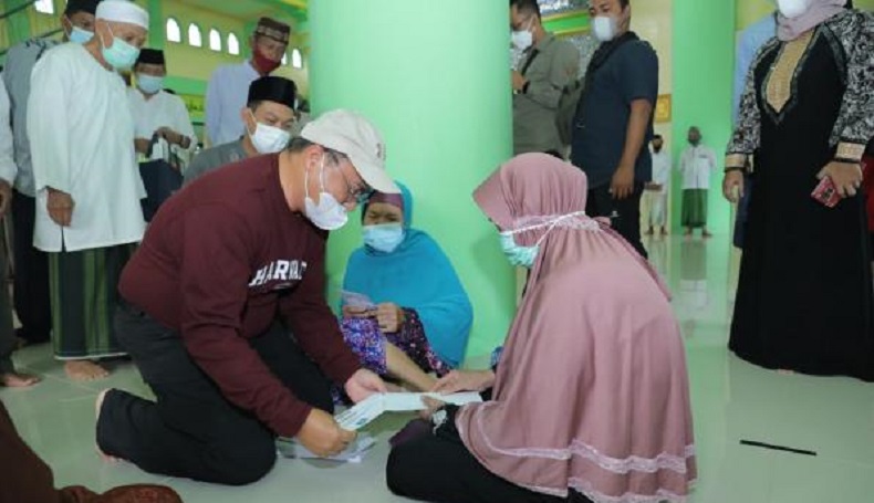 Vaksinasi Lansia di Desa Belum Merata, Gubernur Babel Terapkan Strategi Jemput Bola 