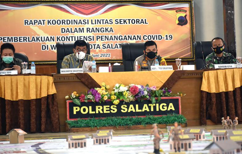 Ganjar Perintahkan Wawali Salatiga Tracing Pejabat Kontak Erat dengan Penderita Covid-19