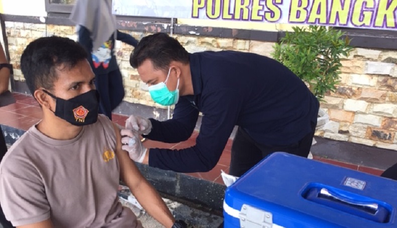 140 Personel dan 106 Bhayangkari Polres Bangka Tengah Divaksin Covid-19 Tahap II