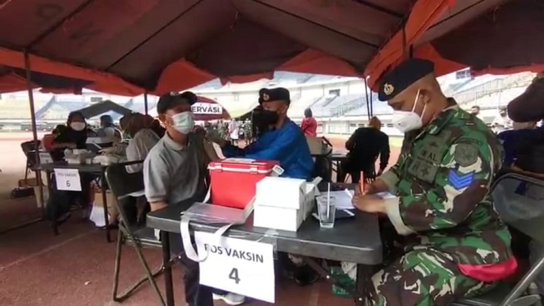 Menkes Apresiasi TNI-Polri Sukses Gelar Kegiatan Serbuan Vaksinasi Covid-19