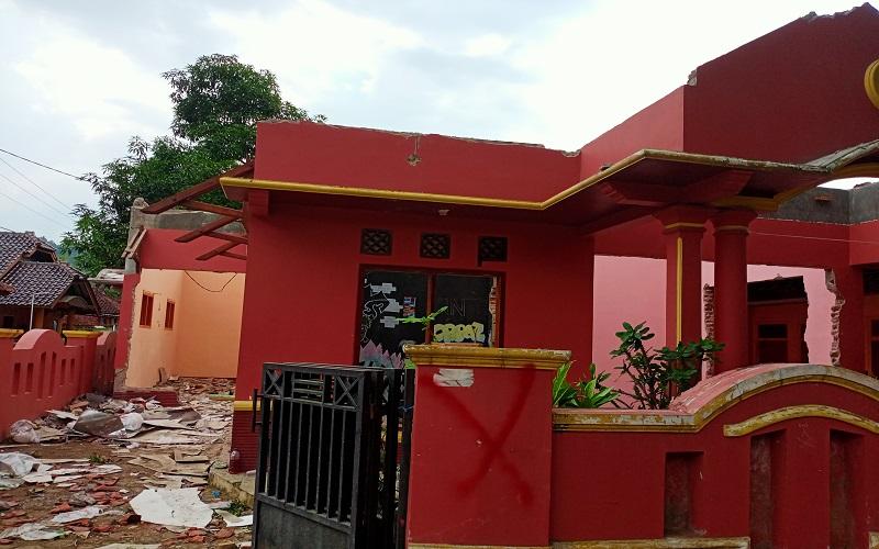 Hari Ini Warga Desa Miliarder Kuningan Bisa Tempati Rumah Relokasi