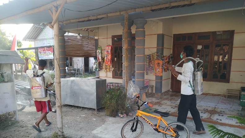 Cegah Covid-19, Desa di Sragen Ini Gelar Gerakan Penyemprotan 1.000 Tangki