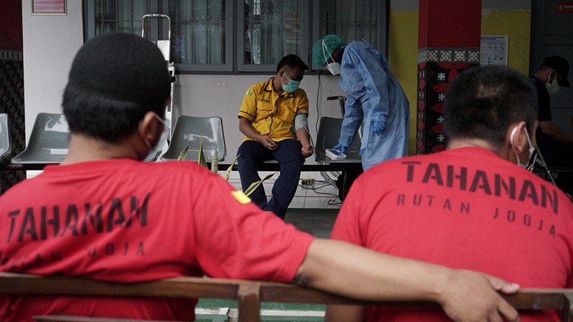 Ratusan Warga Binaan Rutan Yogyakarta Disuntik Vaksin Covid-19 AstraZeneca - Bagian 2