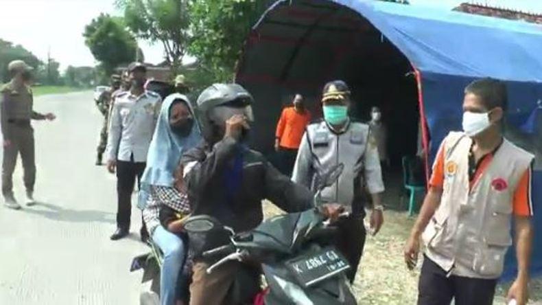 title Penyekatan di Grobogan, Ditemukan Pengendara Asal Kudus Positif Covid-19 Penyekatan di Grobogan, Ditemukan Pengendara Asal Kudus Positif Covid-19