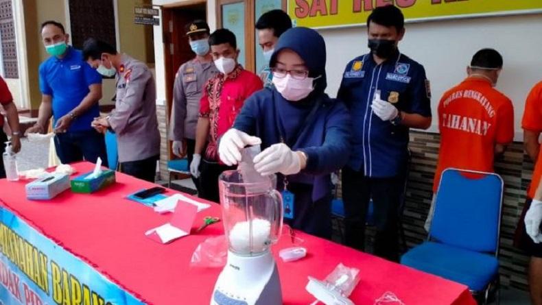 Polres Bengkayang Musnahkan Barang Bukti Sabu Hasil Ungkap Kasus di Jagoi Babang