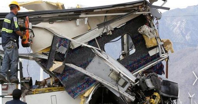 Tragis, 16 Petugas Darurat dan Jurnalis Tewas Diseruduk Bus saat Tangani Kecelakaan