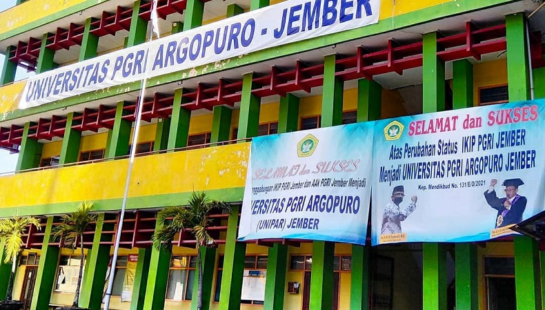title Pengakuan Eks Rektor Unipar yang Mundur karena Disebut Lecehkan Dosen: Saya Mau Cium, Dia Mengelak Pengakuan Eks Rektor Unipar yang Mundur karena Disebut Lecehkan Dosen: Saya Mau Cium, Dia Mengelak