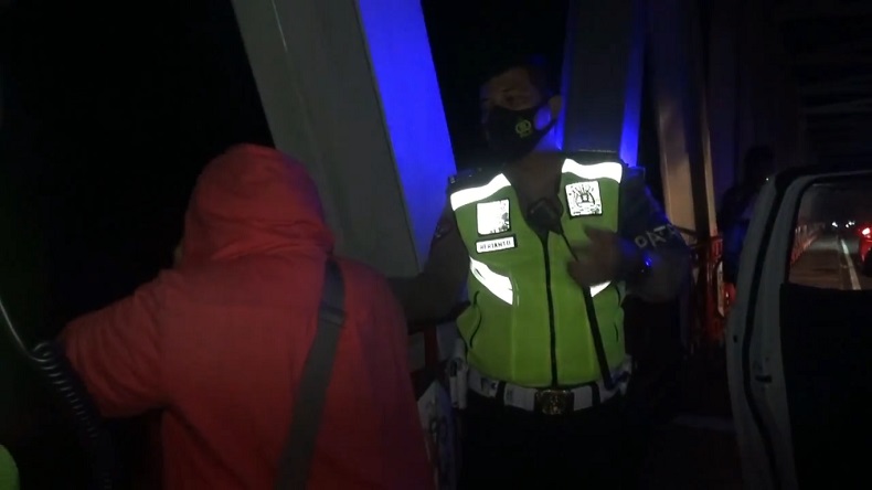 Rencana Bunuh Diri Seorang Ibu di Palangka Raya Digagalkan Warga dan Polantas