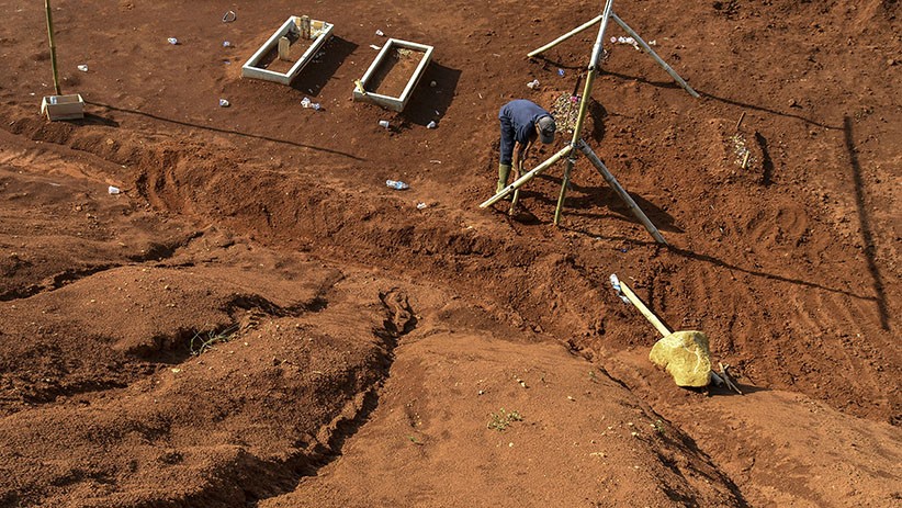 Hampir 55.000 Orang Meninggal Dunia akibat Covid-19 - Bagian 1