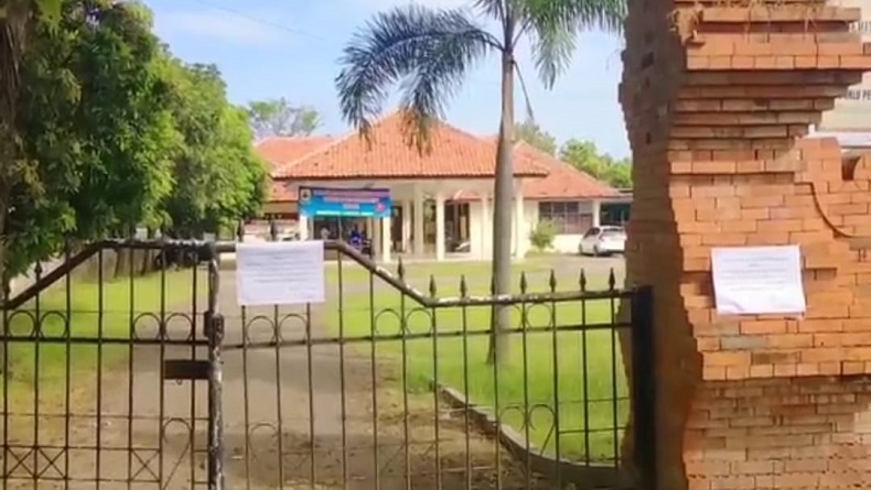 1 Pegawai Positif Covid-19, Kantor Kecamatan Mundu Cirebon Lockdown