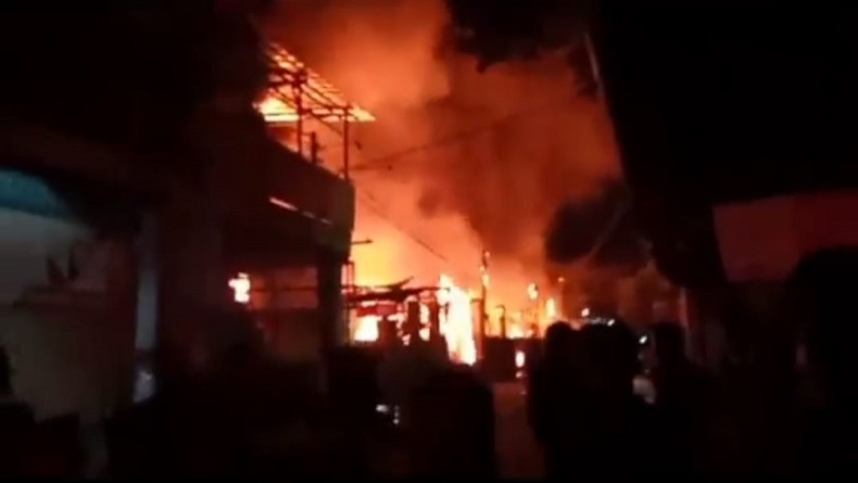 Polres Garut Selidiki Penyebab Kebakaran di Pasar Leles