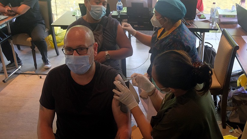Persiapan Sanur Bali Zona Hijau, Ratusan WNA Divaksin Dosis Kedua  - Bagian 1