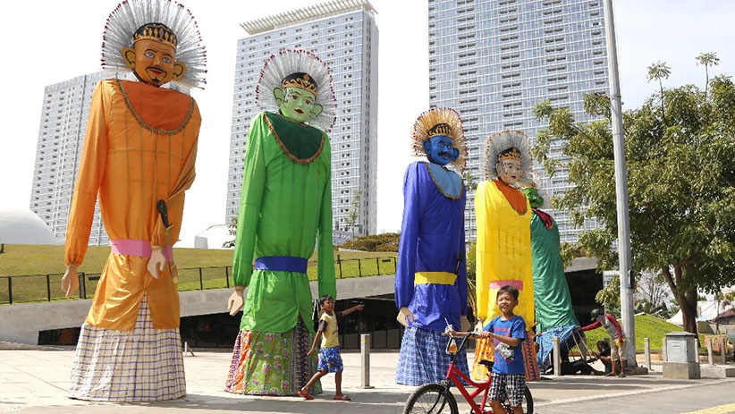 Ondel-Ondel Setinggi 4,94 Meter Meriahkan HUT DKI Jakarta - Bagian 2