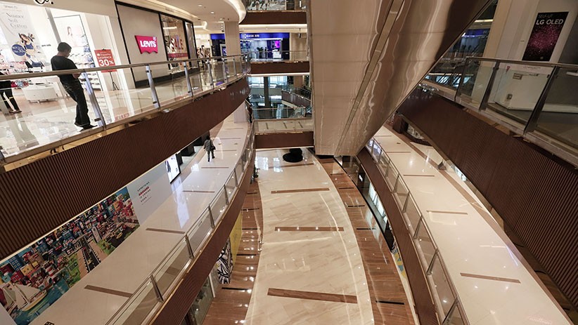 Catat, Mal Tutup Jam 20.00 WIB Hari Ini - Bagian 1