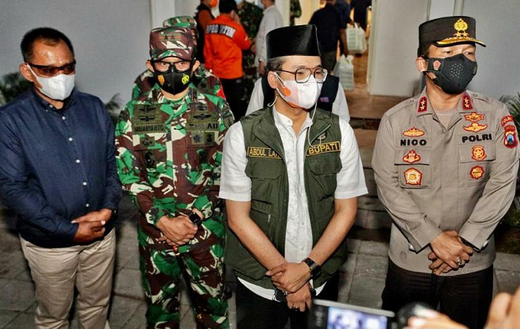 title Kapolda Jatim Ajak Warga Bangkalan Bekerja Sama Atasi Covid-19  Kapolda Jatim Ajak Warga Bangkalan Bekerja Sama Atasi Covid-19