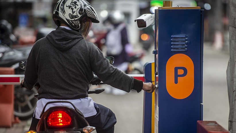 Tarif Parkir DKI Jakarta Akan Naik, Mobil Rp60.000 dan Motor Rp18.000 per Jam - Bagian 2