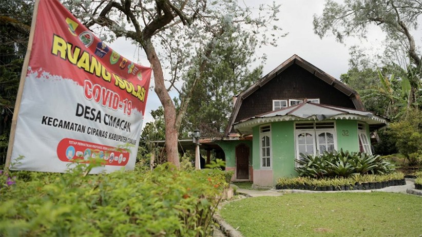 Kang Emil Pastikan Pasien Covid Isolasi di Ruang Desa Dapat Perawatan Medis - Bagian 3