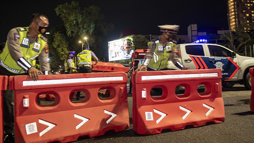 8 Titik Persimpangan Kota Palembang Ditutup untuk Batasi Mobilitas Warga  - Bagian 1