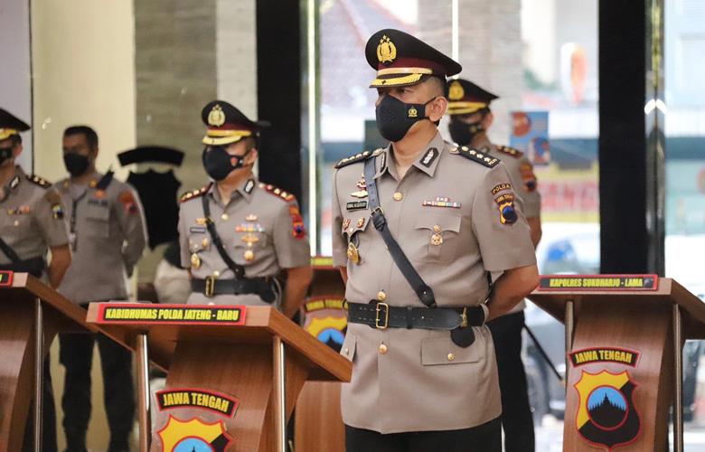title Jabat Kabid Humas Polda Jateng, Iqbal Alqudusy Minta Media Edukasi Prokes ke Masyarakat Jabat Kabid Humas Polda Jateng, Iqbal Alqudusy Minta Media Edukasi Prokes ke Masyarakat