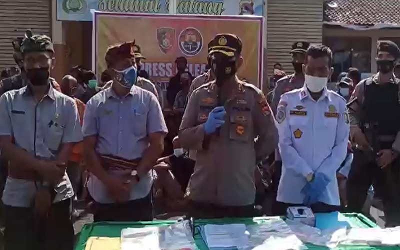 title Polres Lotim Tangkap 109 Preman Berkedok Juru Pakir Polres Lotim Tangkap 109 Preman Berkedok Juru Pakir