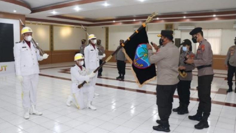 Sambut Hari Bhayangkara Ke-75, Polda Sulut Gelar Tradisi Pencucian Pataka Maesa'an Waya