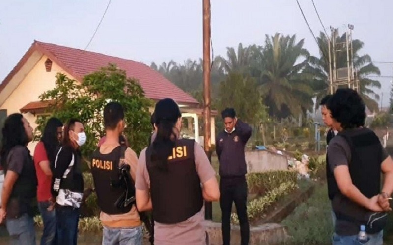 Polda Kalsel Buru Komplotan Perampok Bersenjata di Kotabaru yang Gondol 22,5 Gram Emas