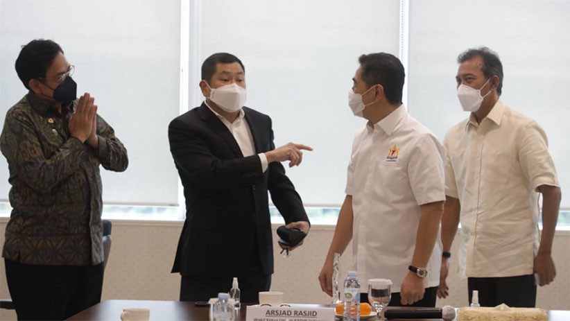 Hary Tanoesoedibjo Silaturahmi dengan Wakil Ketua Umum Kadin Indonesia Arsjad Rasjid - Bagian 3