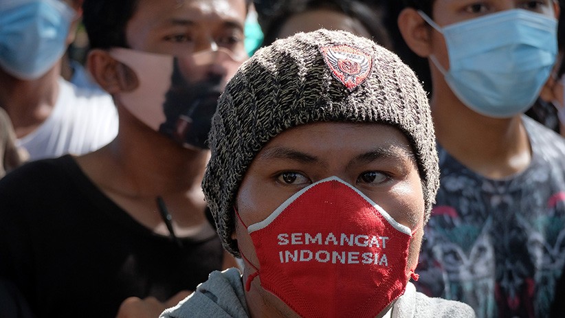 Ribuan Warga Membeludak dan Berkerumun Antre Vaksinasi Massal di Bali - Bagian 3