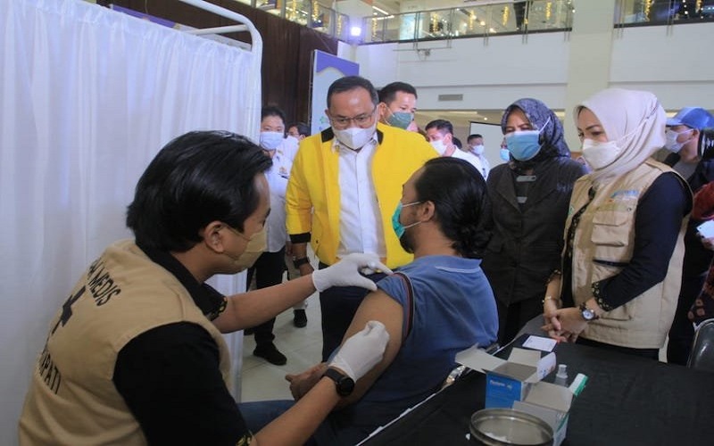 400 Pelaku UMKM di Palembang Terima Vaksin Covid-19