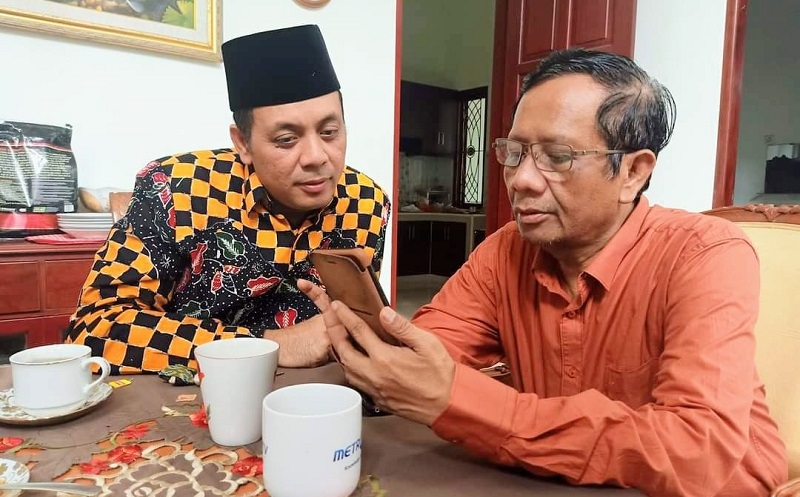 Covid-19 Tinggi, Keluarga Menkopolhukam Mahfud MD Batal Gelar Resepsi Pernikahan 
