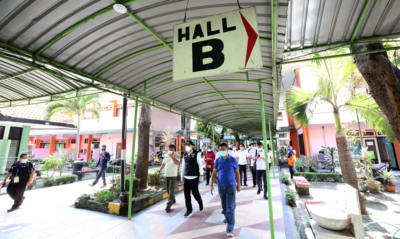 title Pemkot Surabaya Tambah 2 Gedung Isolasi Covid-19 di Asrama Haji Pemkot Surabaya Tambah 2 Gedung Isolasi Covid-19 di Asrama Haji
