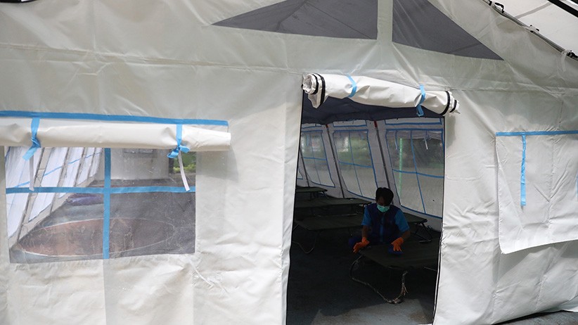 RSUD Tarakan Bangun Tenda Darurat di Halaman Sekolah - Bagian 2