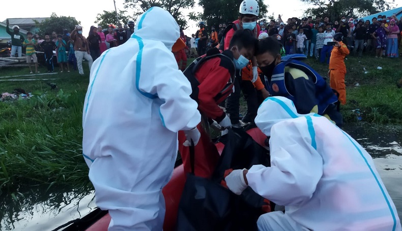 Jasad Bocah Pencari Tutut Ditemukan Mengapung di Saluran Irigasi Karawang