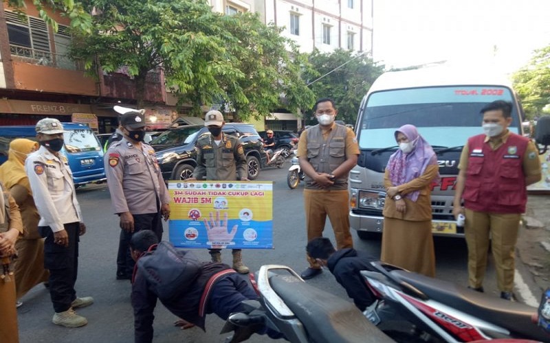Puluhan Warga OKU Tak Pakai Masker saat Kasus Covid-19 Terus Bertambah 