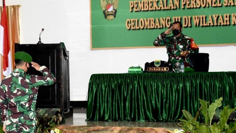 Sampaikan Pesan kepada Prajurit TNI BKO, Pangdam Kasuari Kutip Pernyataan Epik Bung Karno