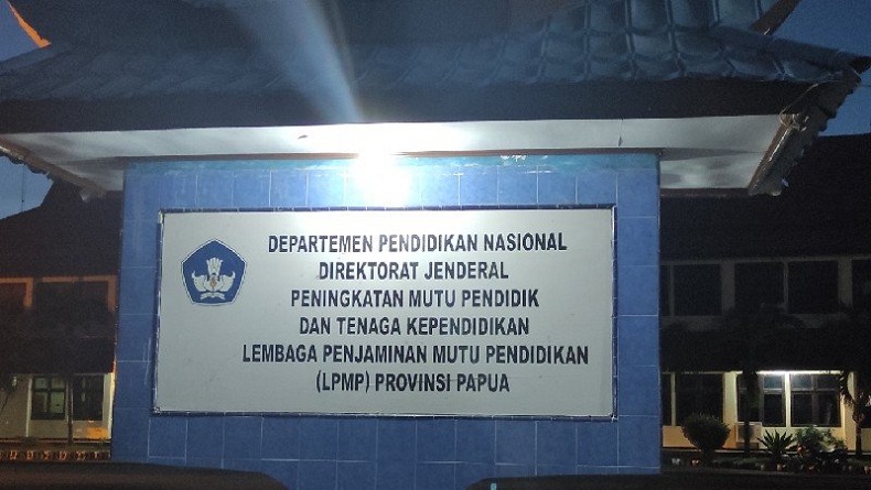 title 3 Puskesmas di Jayapura Tutup karena Nakes Positif Covid, Pelayanan Pasien Lewat Call Center 3 Puskesmas di Jayapura Tutup karena Nakes Positif Covid, Pelayanan Pasien Lewat Call Center