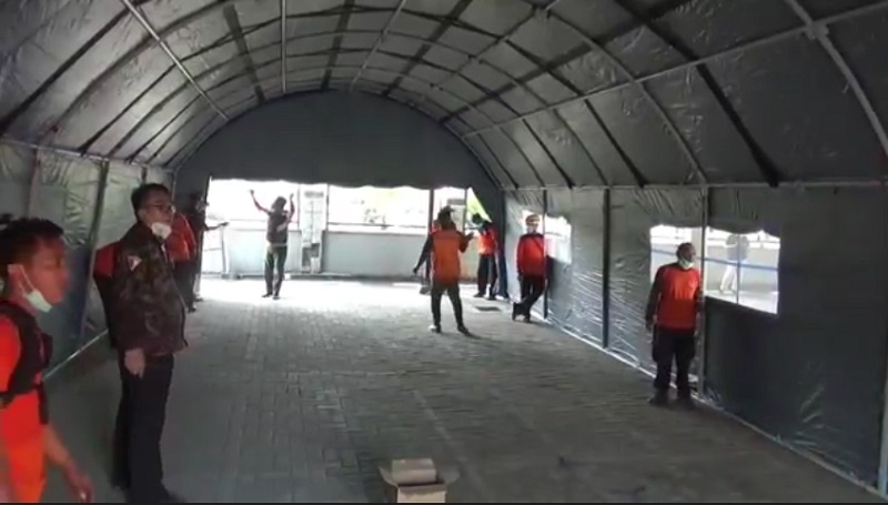 RS Rujukan Penuh, Pemkab Ponorogo Dirikan Tenda Darurat untuk Pasien Covid-19