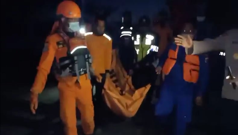 Teridentifikasi, 2 Warga Jatim Korban Tenggelam KMP Yunicee Dibawa ke Rumah Duka