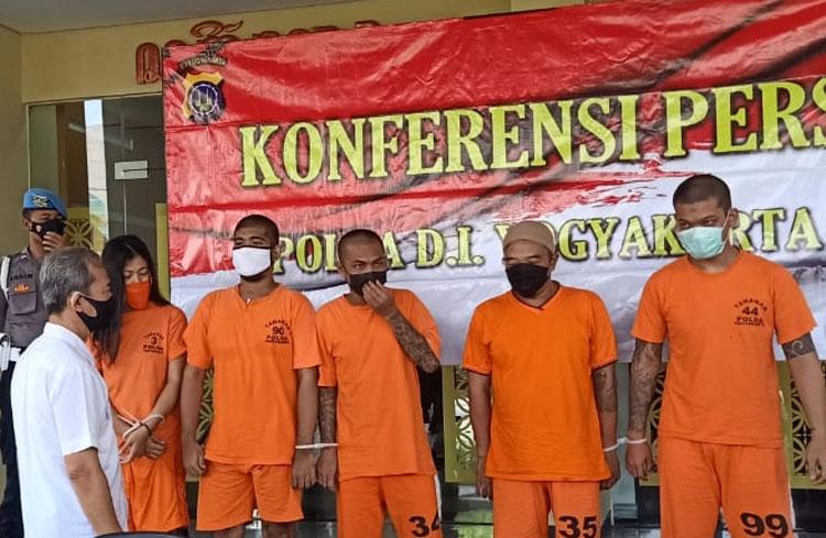 Ungkap 7 Kasus Narkoba, Polda DIY Tangkap 9 Tersangka